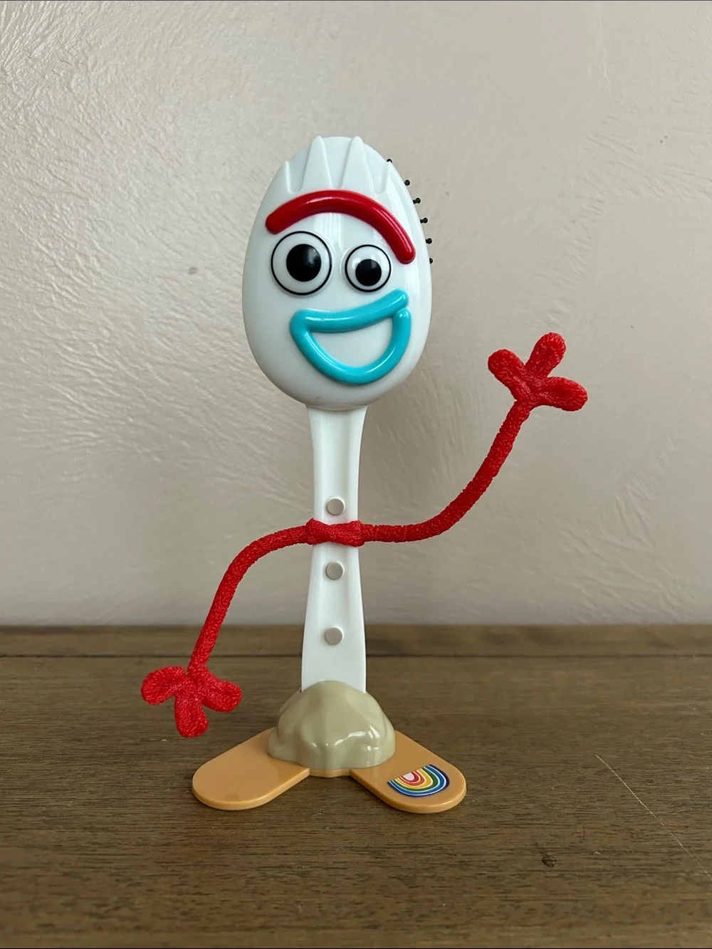 Toy Story 4 Pixar Character Forky Kids Hair Brush.  White With Red Hands.